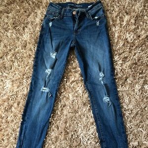 Destroyed straight leg jeans